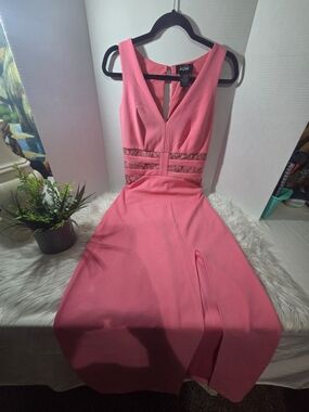 AUW Pinkish V-Neck Sleeveless Maxi Dress with Lace Waist & Thigh Slit, Size S